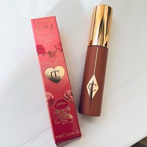Charlotte Tilbury Tinted Love in Santa Euphoria